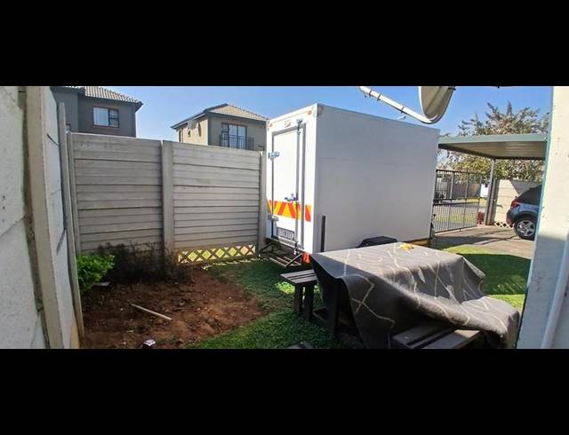 3 BEDROOM HOUSE FOR SALE IN ALBERTSDAL